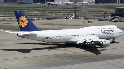 Lufthansa D-ABYO Boeing 747-830