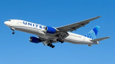 United Airlines N792UA Boeing 777-222(ER)