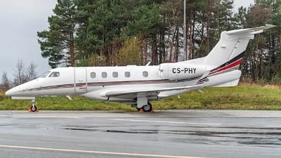 NetJets Europe CS-PHY Embraer 505 Phenom 300