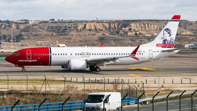 Norwegian LN-FGF Boeing 737-8 MAX