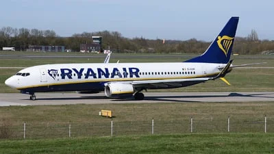 Ryanair EI-EVR Boeing 737-8AS