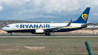 Ryanair UK G-RUKC Boeing 737-8AS