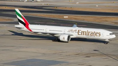 Emirates A6-EGS Boeing 777-31HER