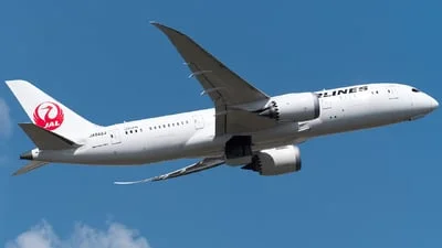 Japan Airlines (JAL) JA842J Boeing 787-8 Dreamliner
