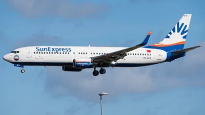 SunExpress TC-SPT Boeing 737-8U3
