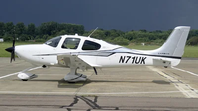 Private N71UK Cirrus SR22T-GTS G5 Carbon