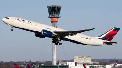 Delta Air Lines N403DX Airbus A330-941