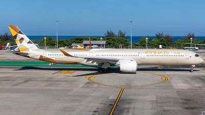 Etihad Airways A6-XWA Airbus A350-1041