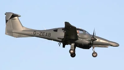 2Excel Aviation G-ZEAB Diamond Aircraft DA-62