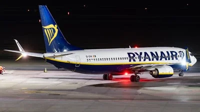 Ryanair EI-DHA Boeing 737-8AS