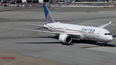 United Airlines N26902 Boeing 787-8 Dreamliner