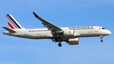 Air France F-HZUU Airbus A220-371