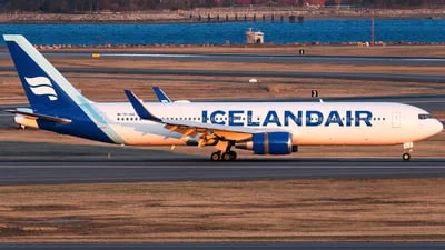 Icelandair TF-ISN Boeing 767-319(ER)