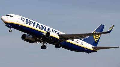 Ryanair EI-EBW Boeing 737-8AS