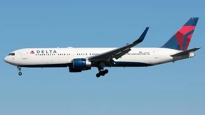 Delta Air Lines N177DN Boeing 767-332(ER)