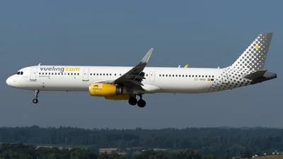 Vueling EC-MHB Airbus A321-231