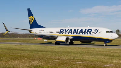 Ryanair EI-EBR Boeing 737-8AS