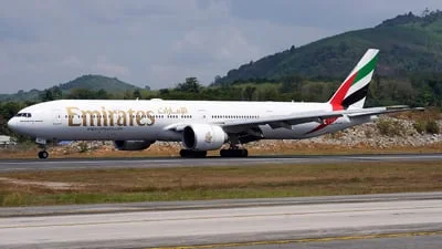 Emirates A6-ENE Boeing 777-31HER