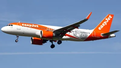 easyJet G-UZLW Airbus A320-251N