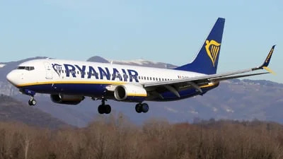 Ryanair EI-DYC Boeing 737-8AS