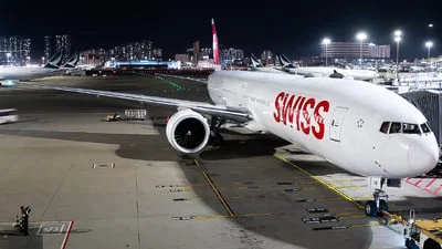 Swiss HB-JNA Boeing 777-3DEER