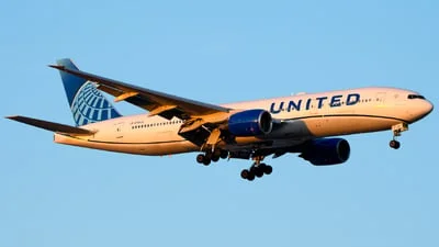 United Airlines N795UA Boeing 777-222(ER)