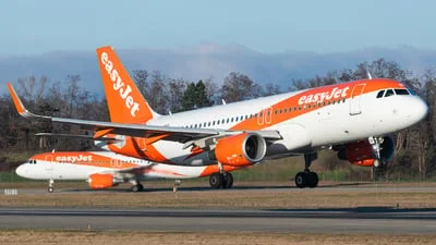 easyJet Switzerland HB-JXQ Airbus A320-214