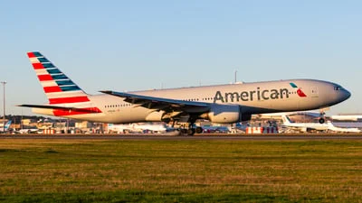 American Airlines N784AN Boeing 777-223(ER)