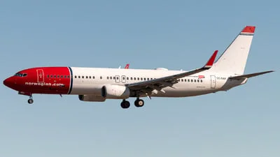 Norwegian SE-RRF Boeing 737-8JP