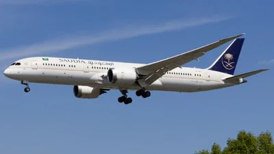 Saudi Arabian Airlines HZ-ARH Boeing 787-9 Dreamliner
