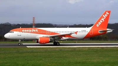 easyJet G-EZUF Airbus A320-214