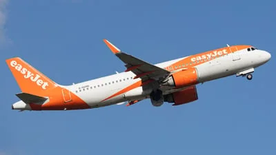 easyJet G-UZHD Airbus A320-251N