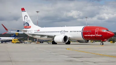 Norwegian SE-RTH Boeing 737-8 MAX