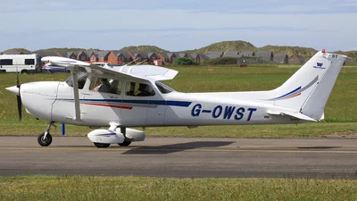 Private G-OWST Cessna 172S Skyhawk SP