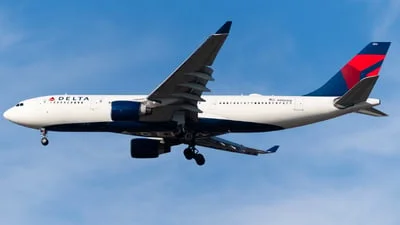 Delta Air Lines N856NW Airbus A330-223
