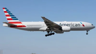 American Airlines N767AJ Boeing 777-223(ER)