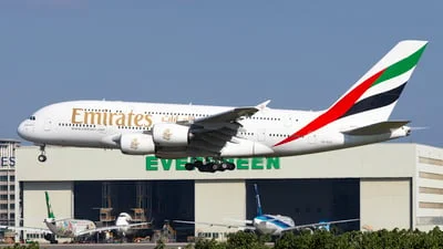 Emirates A6-EEG Airbus A380-861