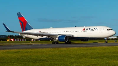 Delta Air Lines N196DN Boeing 767-332(ER)
