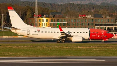 Norwegian LN-DYX Boeing 737-8JP