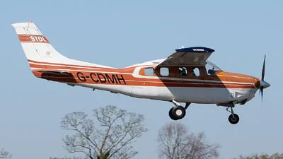 Private G-CDMH Cessna P210N Pressurized Centurion II