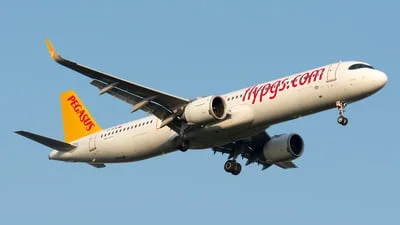 Pegasus Airlines TC-RFM Airbus A321-251NX