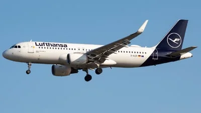 Lufthansa D-AIZR Airbus A320-214