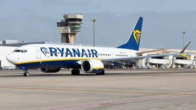 Ryanair EI-ILP Boeing 737-8-200 MAX
