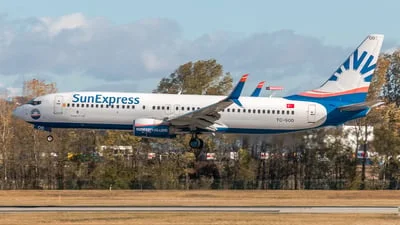 SunExpress TC-SOD Boeing 737-8HC
