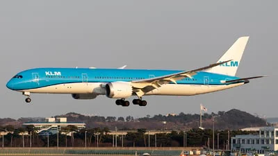 KLM Royal Dutch Airlines PH-BHG Boeing 787-9 Dreamliner