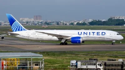 United Airlines N26960 Boeing 787-9 Dreamliner