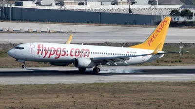 Pegasus Airlines TC-AZP Boeing 737-82R