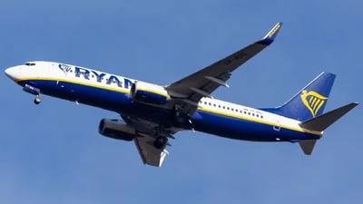 Ryanair (Buzz) SP-RSG Boeing 737-8AS