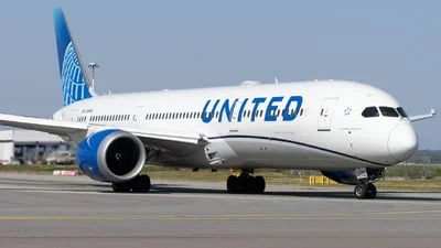 United Airlines N24993 Boeing 787-9 Dreamliner