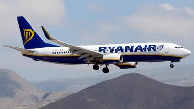 Ryanair EI-DCZ Boeing 737-8AS